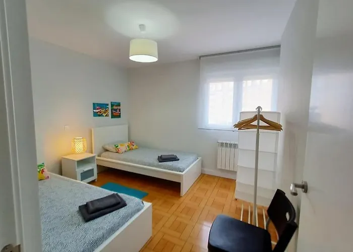 Centro, Ideal Familias, Profesores Y Teletrabajo Колиндрес