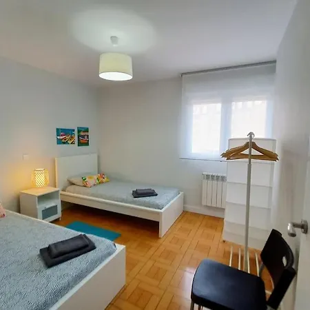 Centro, Ideal Familias, Profesores Y Teletrabajo Colindres